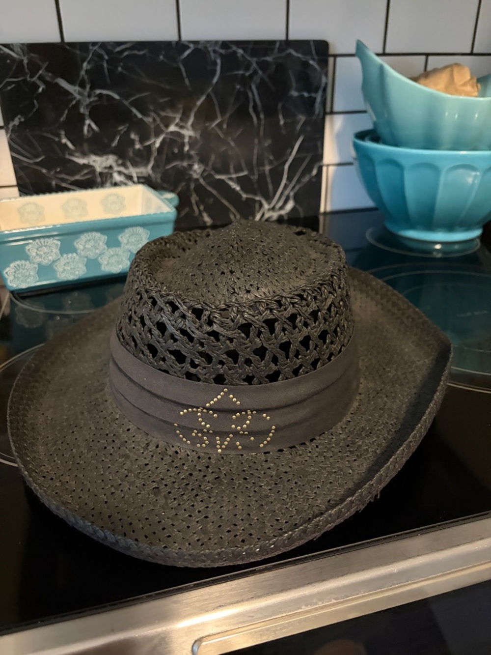 Vintage town talk Black Women's Straw Sun Hat with Decorative Band